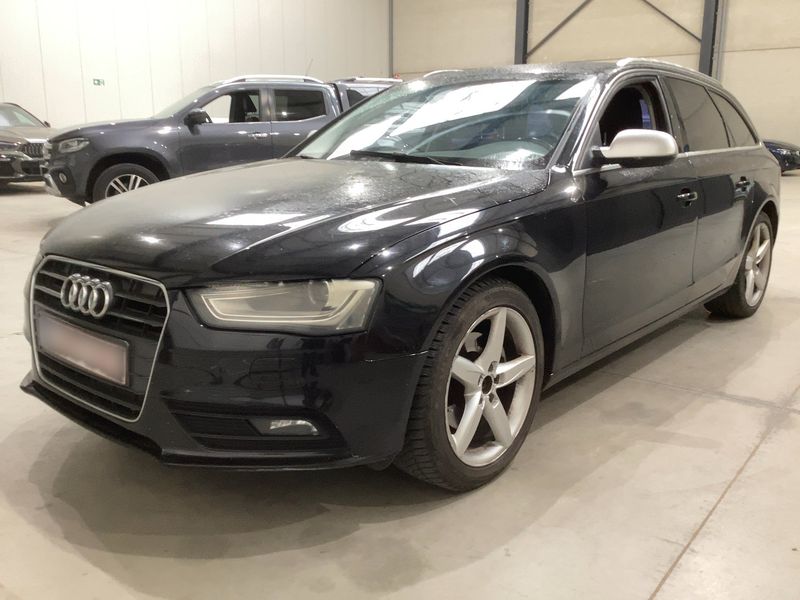 Audi A4 2.0 TDI Ambiente 2012 – снимка 2