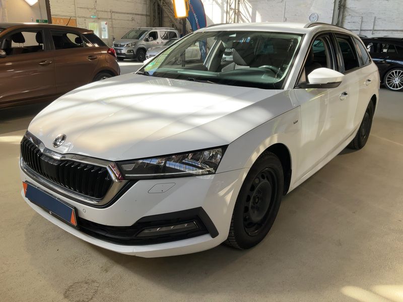 Skoda Octavia 2.0 TDI Clever 2022 – снимка 1