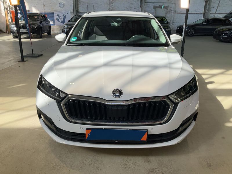 Skoda Octavia 2.0 TDI Clever 2022 – снимка 14