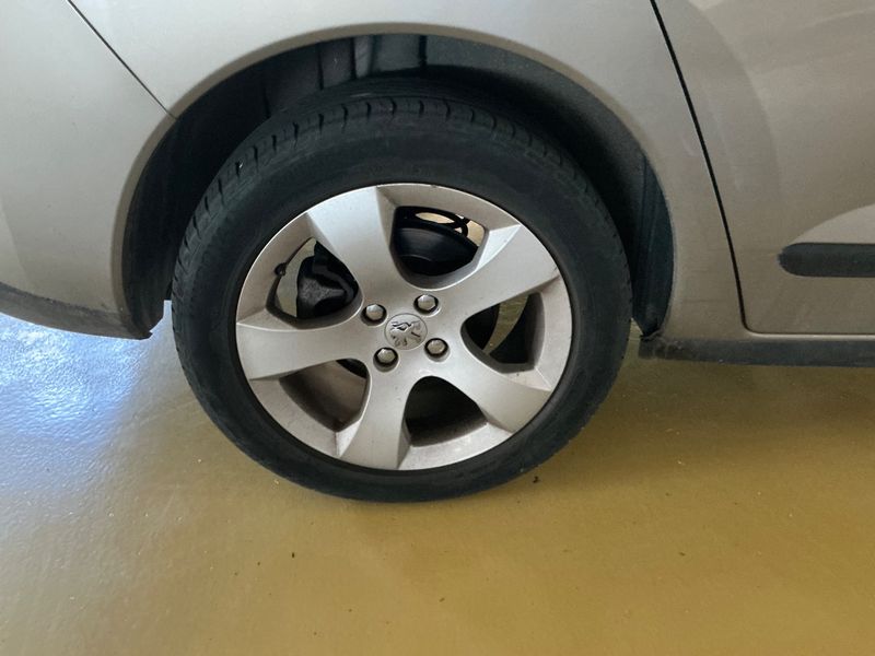 Peugeot 3008 1.6 Premium 2011 – снимка 9