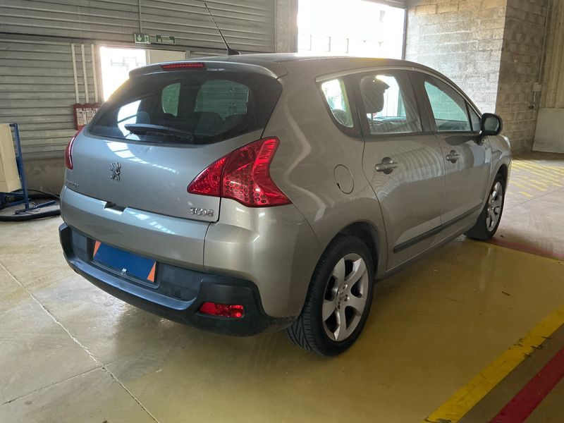 Peugeot 3008 1.6 Premium 2011 – снимка 8