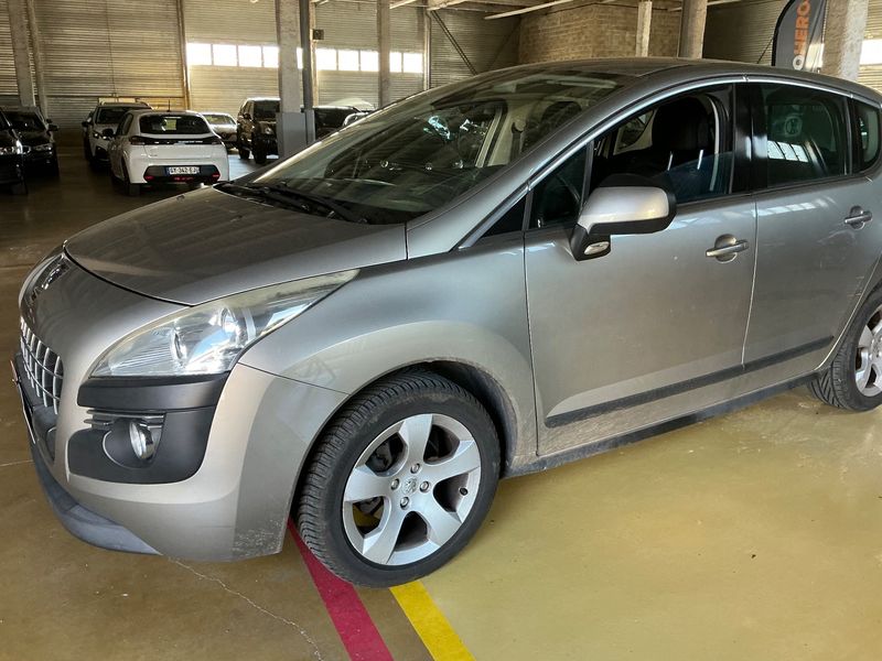 Peugeot 3008 1.6 Premium 2011 – снимка 2