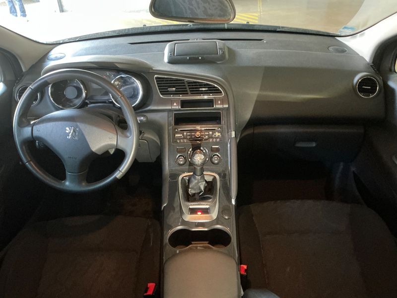 Peugeot 3008 1.6 Premium 2011 – снимка 17