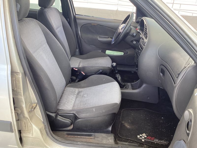 Ford Fiesta 1.25 Trend 2000 – снимка 3