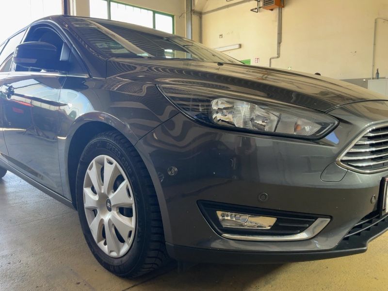 Ford Focus 1.0 EcoBoost Titanium 2016 – снимка 12