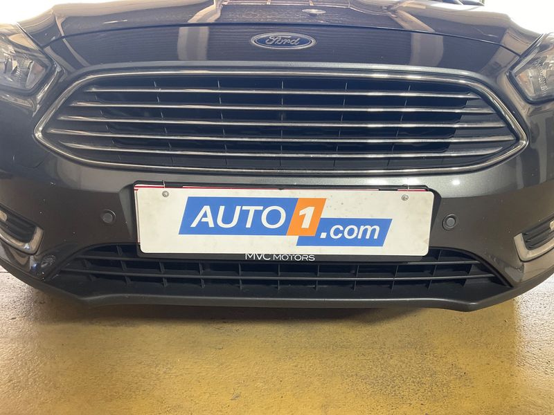 Ford Focus 1.0 EcoBoost Titanium 2016 – снимка 50