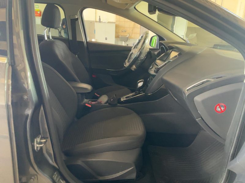 Ford Focus 1.0 EcoBoost Titanium 2016 – снимка 17