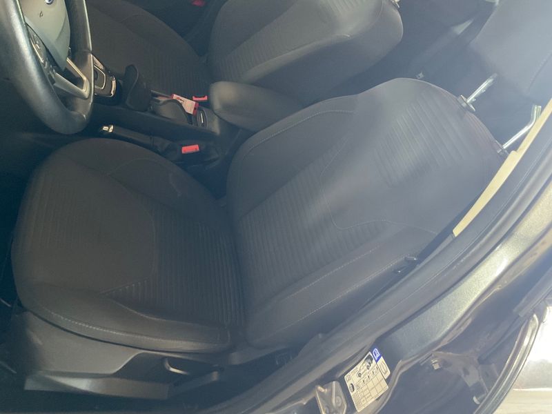 Ford Focus 1.0 EcoBoost Titanium 2016 – снимка 32