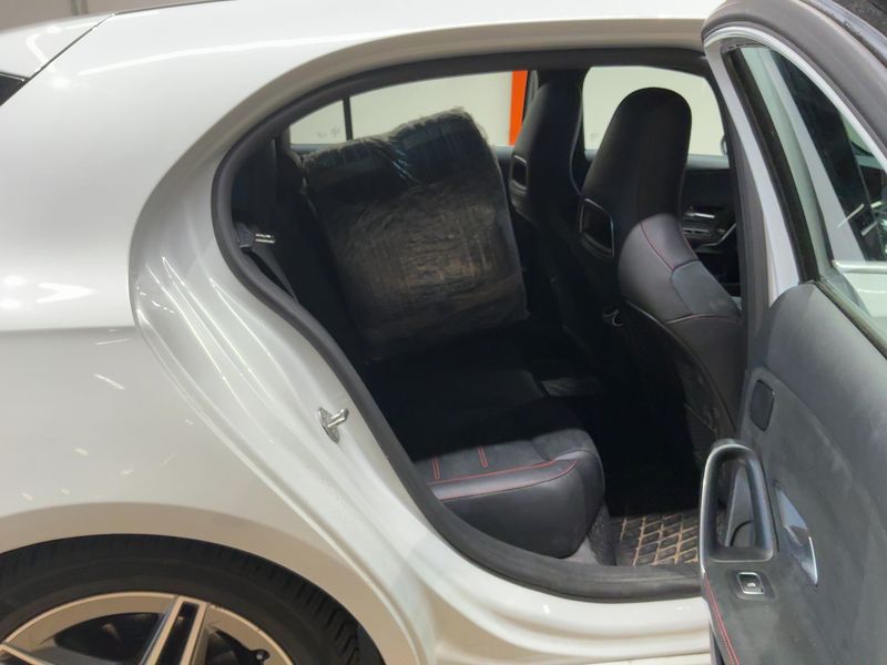 Mercedes-Benz A-Klasse A 200 d AMG Line 2020 – снимка 20