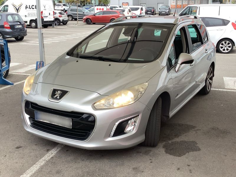 Peugeot 308 1.6 HDi Envy 2013 – снимка 1