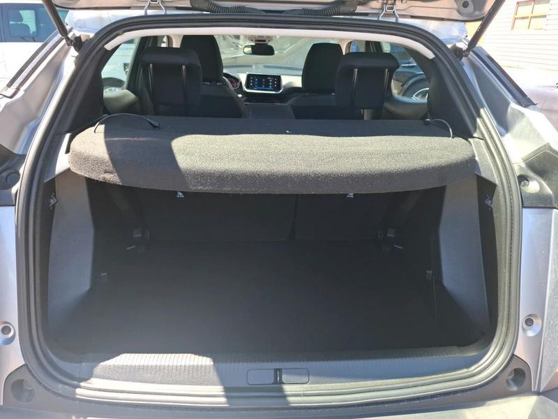 Peugeot 2008 1.2 PureTech Active Pack 2022 – снимка 4