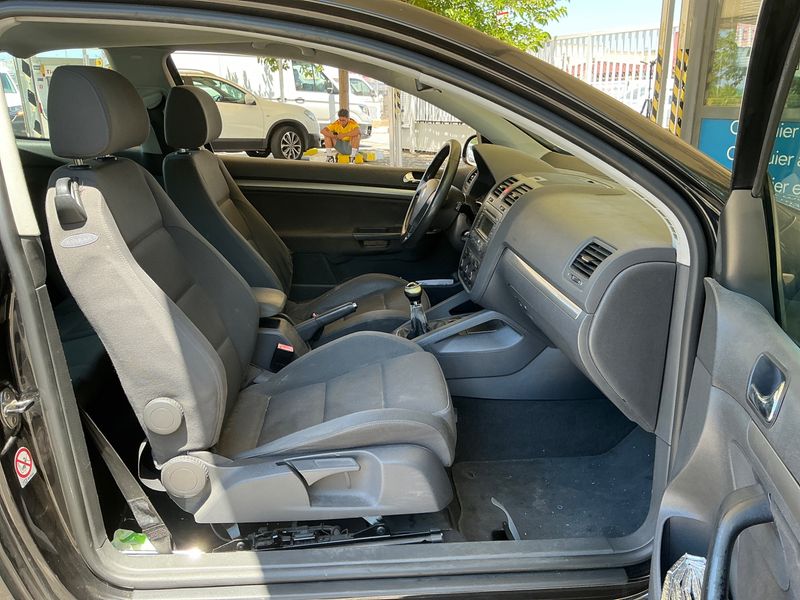 Volkswagen Golf V 2.0 TDI Sportline 2005 – снимка 3