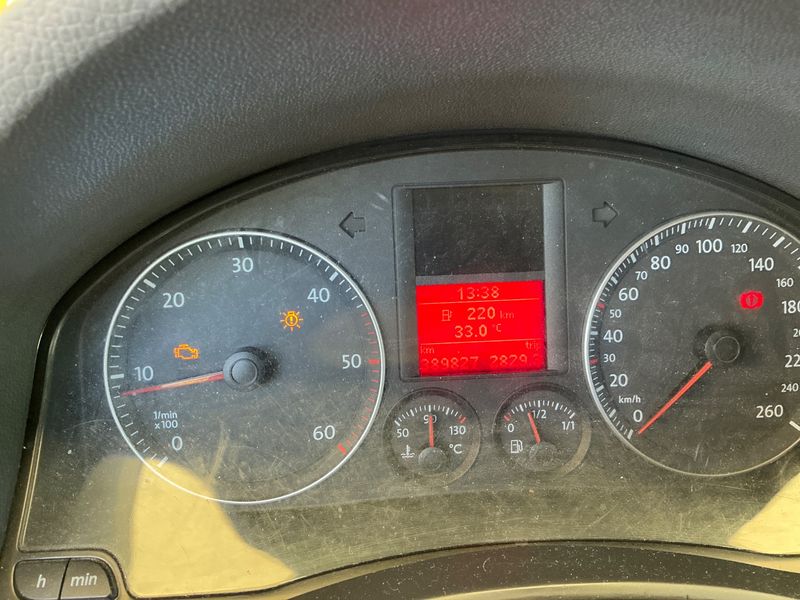 Volkswagen Golf V 2.0 TDI Sportline 2005 – снимка 4