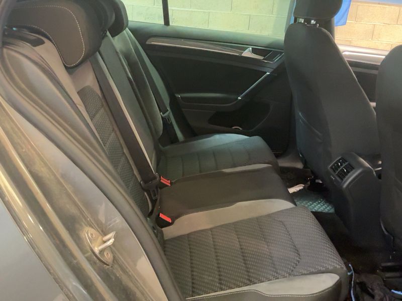 Volkswagen Golf VII 2.0 TDI Highline 4Motion BlueMotion Tech 2019 – снимка 19