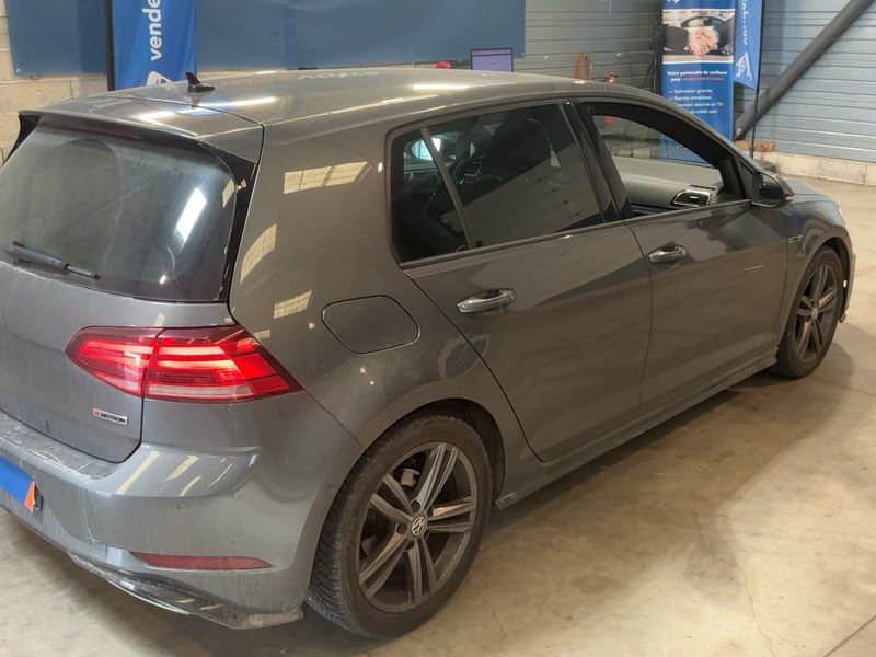 Volkswagen Golf VII 2.0 TDI Highline 4Motion BlueMotion Tech 2019 – снимка 8