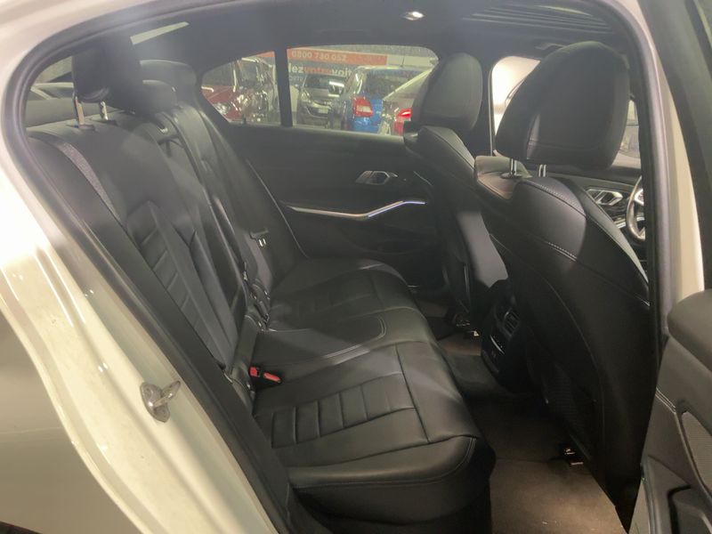 BMW 3er 330i xDrive M Sport 2021 – снимка 19
