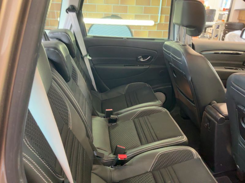 Renault Grand Scenic 1.2 TCe Energy BOSE Edition 2016 – снимка 20