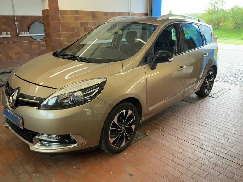Renault Grand Scenic 1.2 TCe Energy BOSE Edition 2016 – снимка 1
