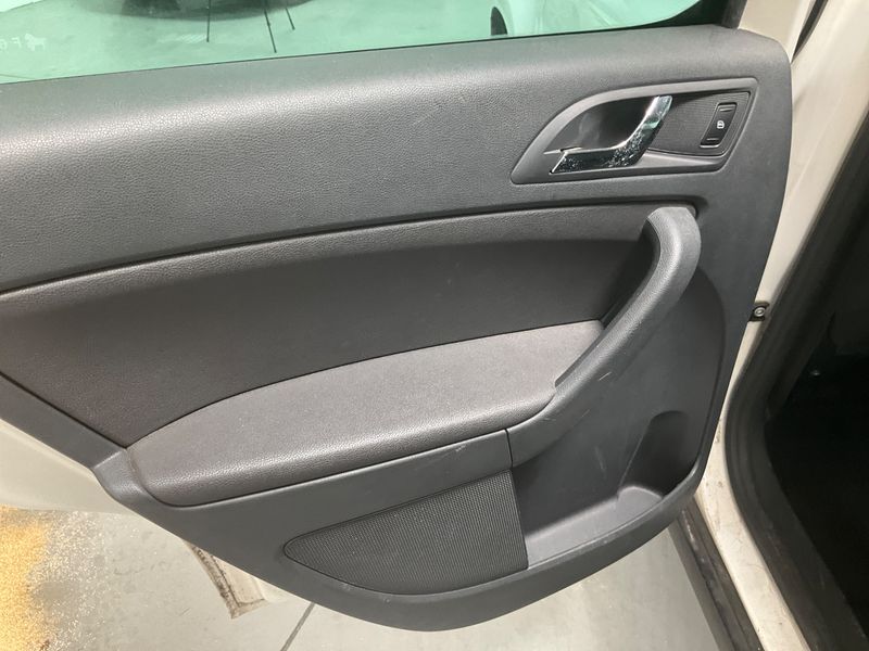 Skoda Yeti 2.0 TDI Outdoor 2014 – снимка 27