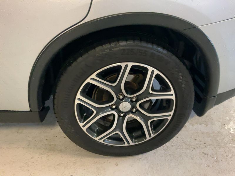 Mitsubishi Outlander 2.0 PHEV PHEV Basis 4WD 2015 – снимка 5