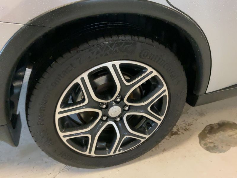 Mitsubishi Outlander 2.0 PHEV PHEV Basis 4WD 2015 – снимка 9