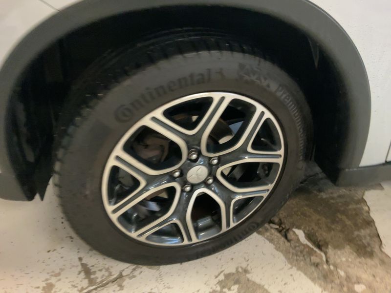 Mitsubishi Outlander 2.0 PHEV PHEV Basis 4WD 2015 – снимка 3