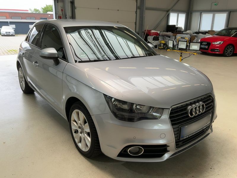 Audi A1 Sportback 1.6 TDI Ambition 2014 – снимка 12