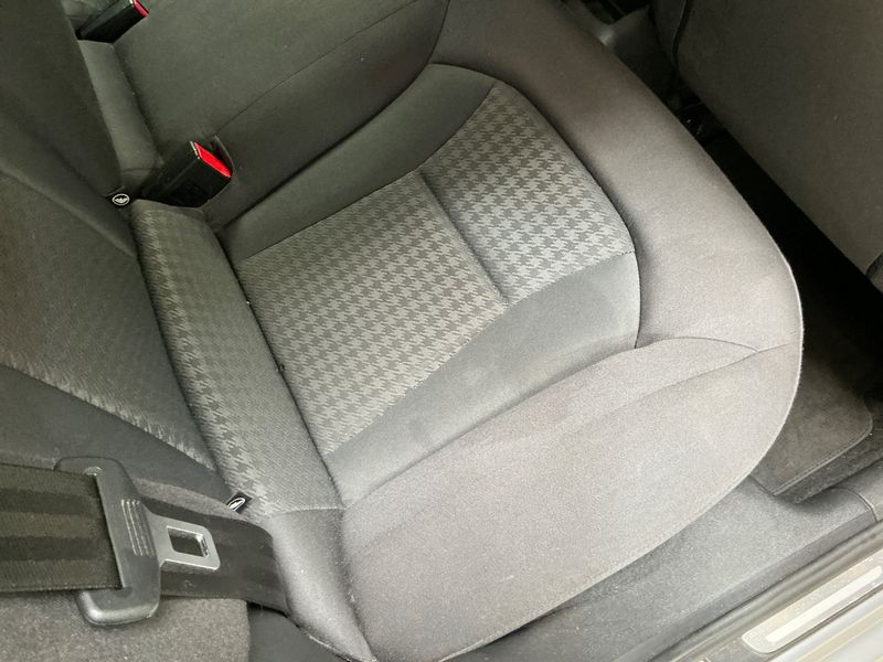 Audi A1 Sportback 1.6 TDI Ambition 2014 – снимка 24