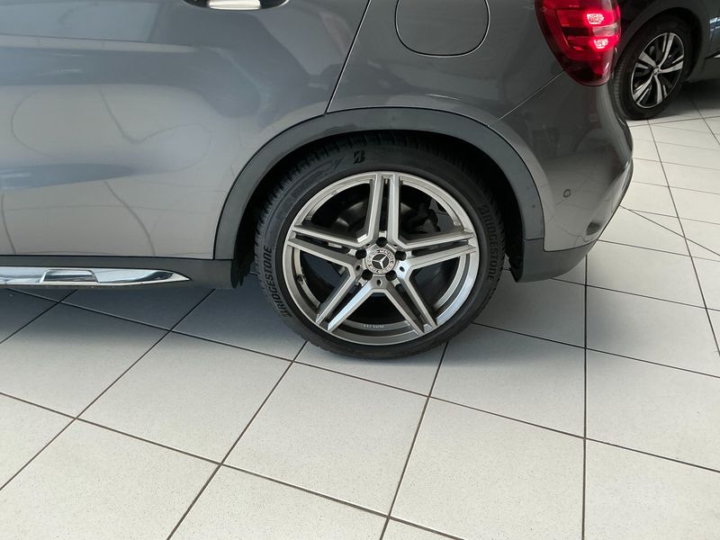 Mercedes-Benz GLA-Klasse GLA 200 AMG Line 2019 – снимка 5