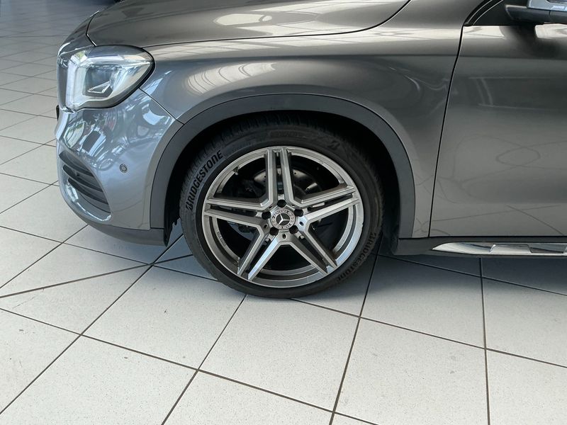 Mercedes-Benz GLA-Klasse GLA 200 AMG Line 2019 – снимка 3