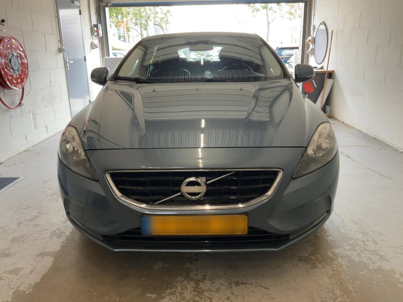 Volvo V40 1.6 D2 Momentum 2013 – снимка 14