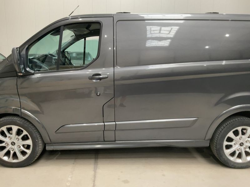 Ford Transit 2.0 TDCi 290 L1 Sport 2017 – снимка 4