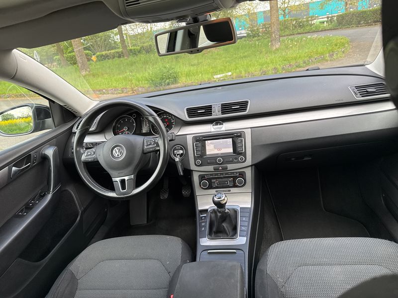 Volkswagen Passat 1.4 TSI Comfortline BlueMotion 2011 – снимка 11