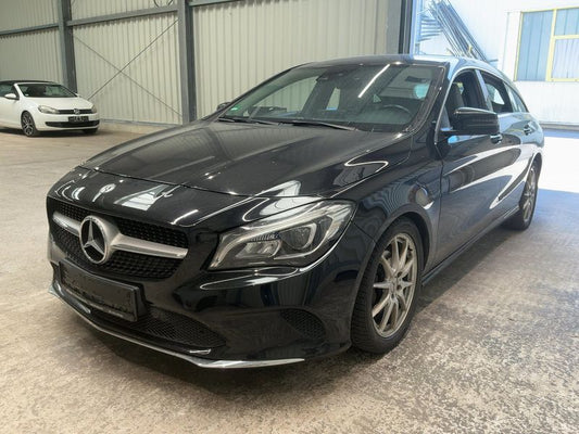 Mercedes-Benz CLA-Klasse CLA 220 Shooting Brake Urban 2017 – снимка 1