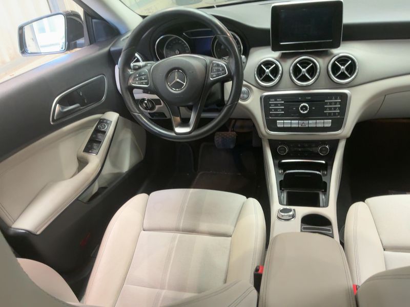 Mercedes-Benz CLA-Klasse CLA 220 Shooting Brake Urban 2017 – снимка 17