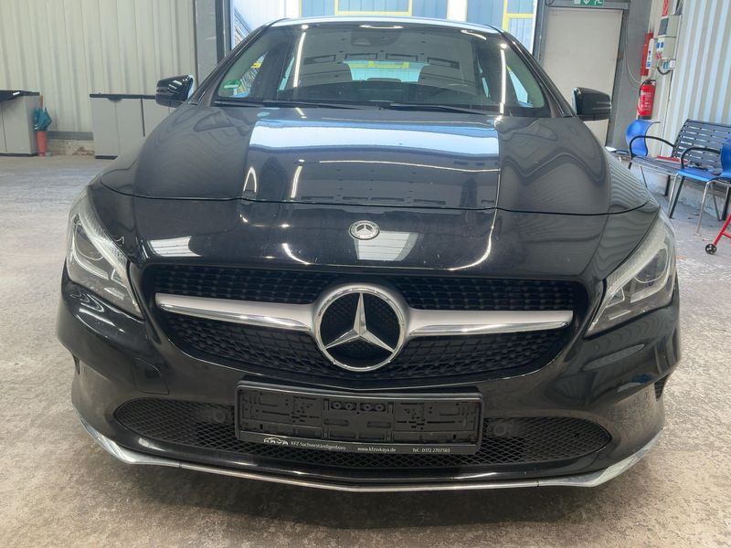 Mercedes-Benz CLA-Klasse CLA 220 Shooting Brake Urban 2017 – снимка 14