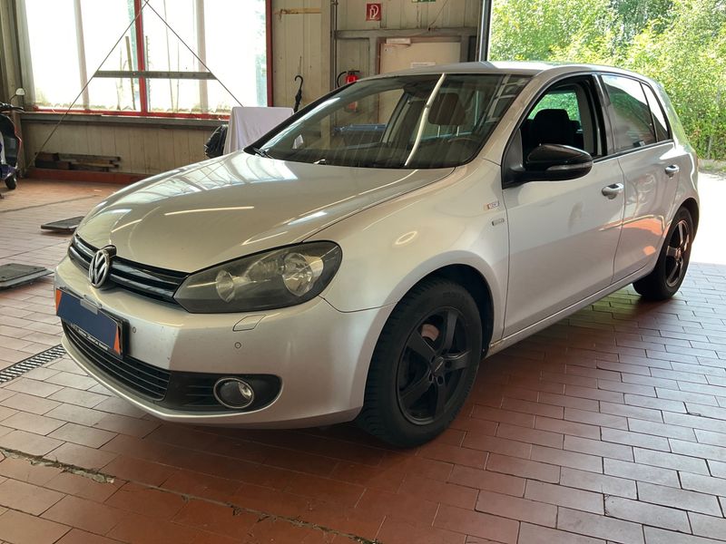 Volkswagen Golf VI 1.2 TSI Match 2012 – снимка 1