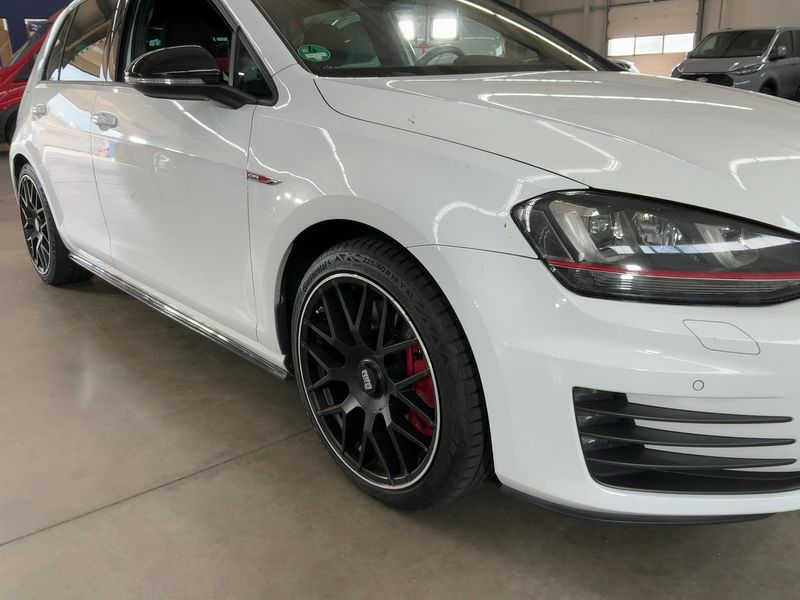 Volkswagen Golf VII 2.0 TFSI GTI "Performance" BlueMotion Tech 2015 – снимка 12