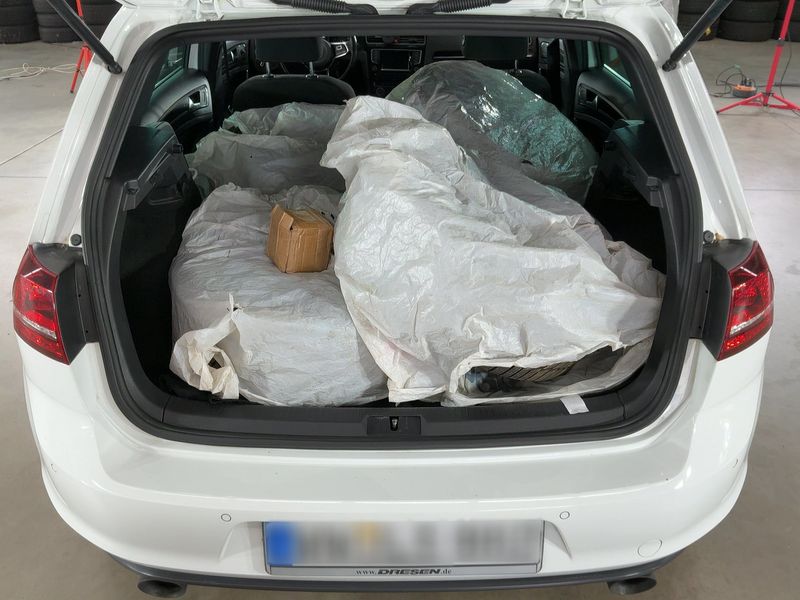 Volkswagen Golf VII 2.0 TFSI GTI "Performance" BlueMotion Tech 2015 – снимка 16