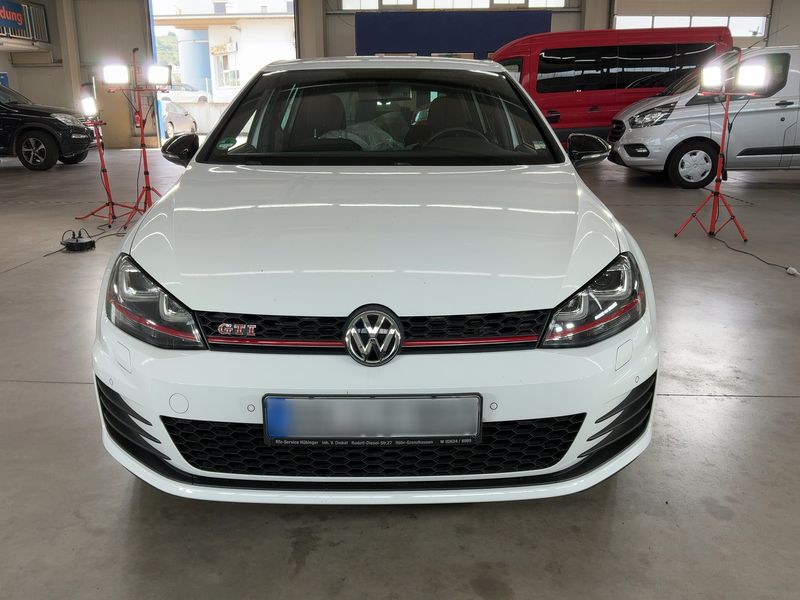 Volkswagen Golf VII 2.0 TFSI GTI "Performance" BlueMotion Tech 2015 – снимка 14