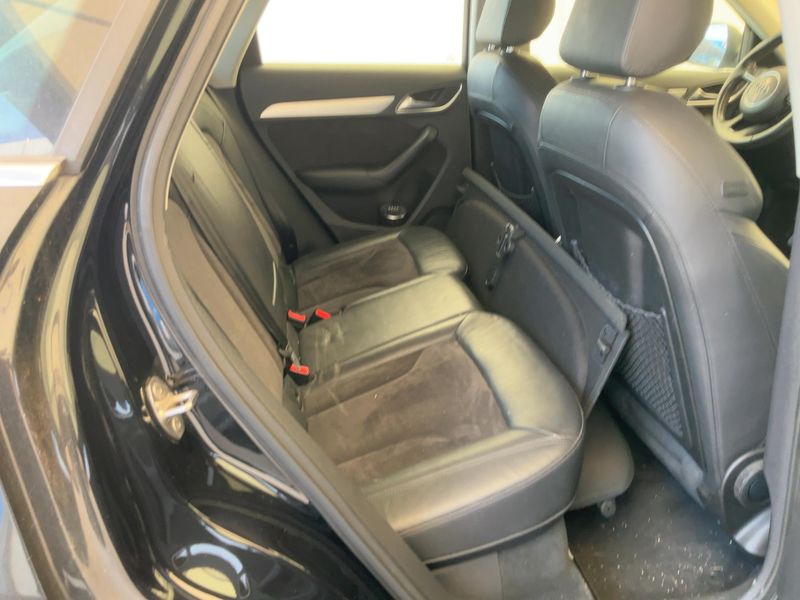 Audi Q3 2.0 TFSI quattro 2012 – снимка 20