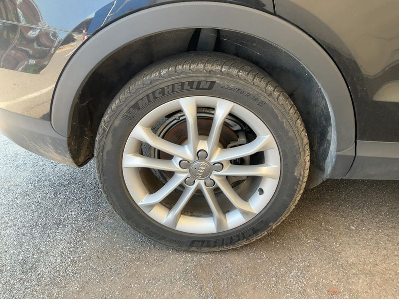 Audi Q3 2.0 TFSI quattro 2012 – снимка 9