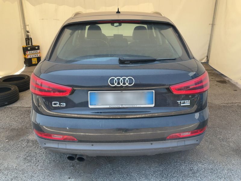 Audi Q3 2.0 TFSI quattro 2012 – снимка 7