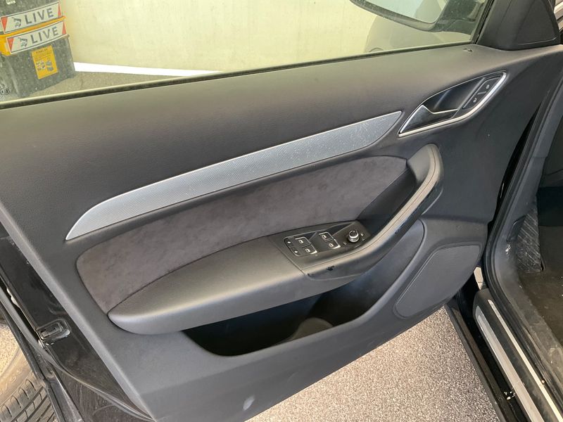 Audi Q3 2.0 TFSI quattro 2012 – снимка 27