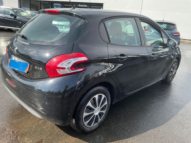 Peugeot 208 1.4 HDi Urban Soul 2013 – снимка 2