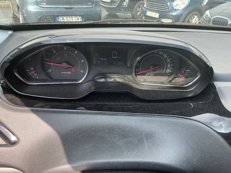 Peugeot 208 1.4 HDi Urban Soul 2013 – снимка 4