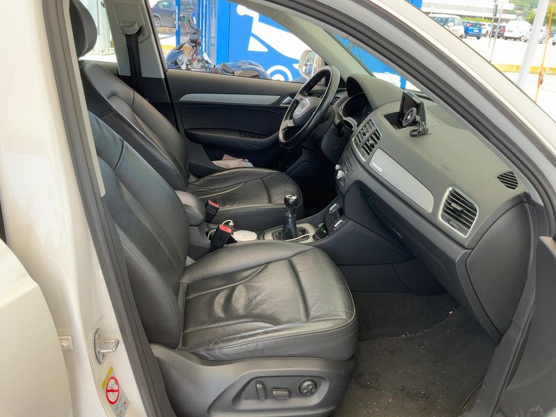 Audi Q3 2.0 TFSI quattro 2015 – снимка 16