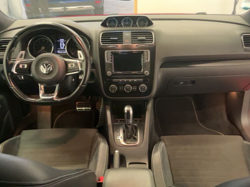 Volkswagen Scirocco 2.0 TSI R-Line BlueMotion Tech 2016 – снимка 17