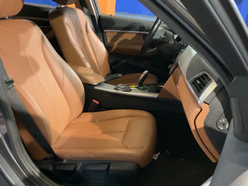 BMW 3er 320d Luxury Line 2016 – снимка 16