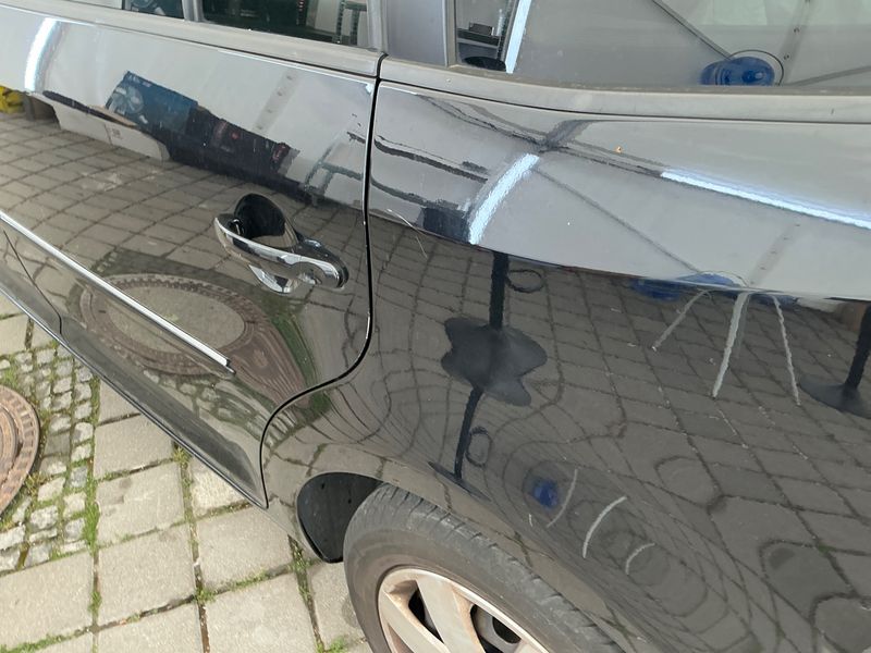 Volkswagen Touran 1.2 TSI Comfortline 2011 – снимка на щета